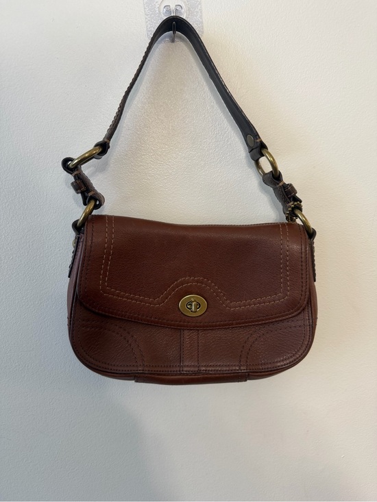 Coach Handbags - Coach Leather Shoulder Bag